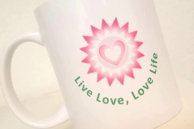 MIGHTY MUGS